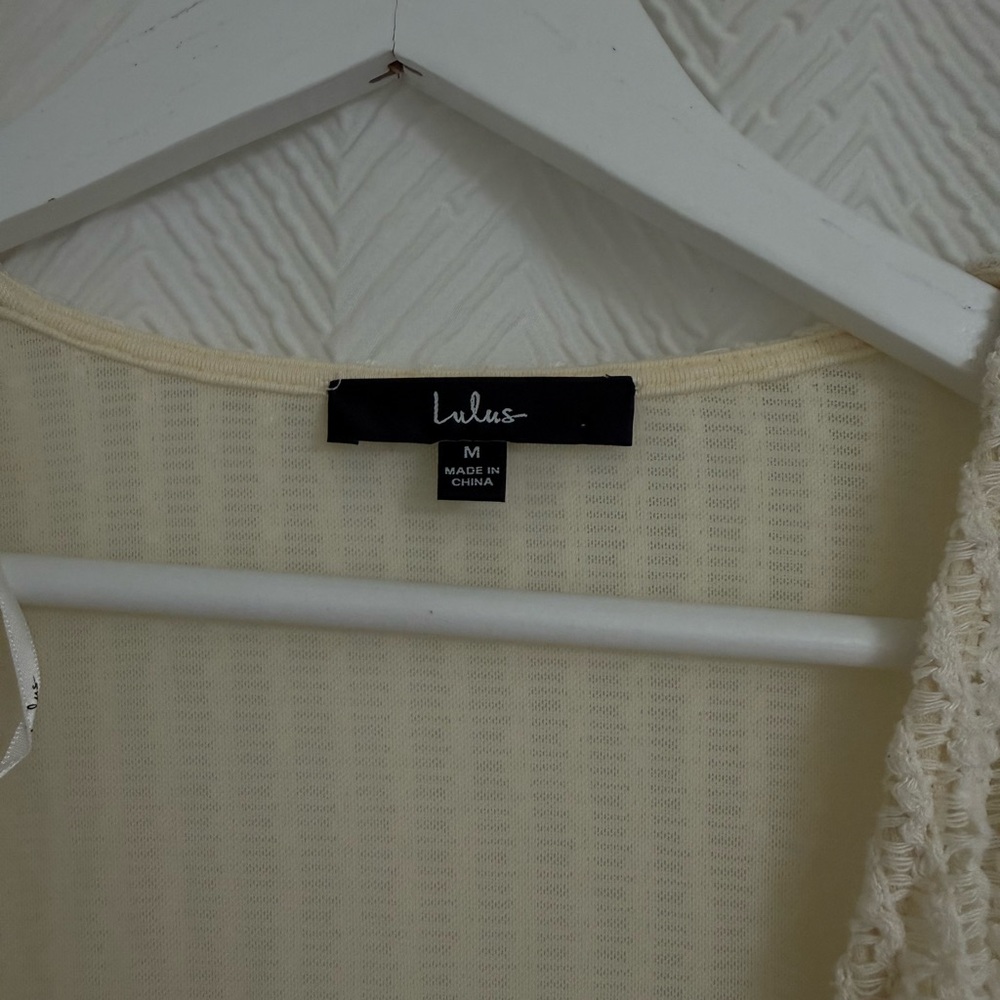 Lulu's Ivory Ribbed V-Neck Bodysuit - Picture 3 of 9